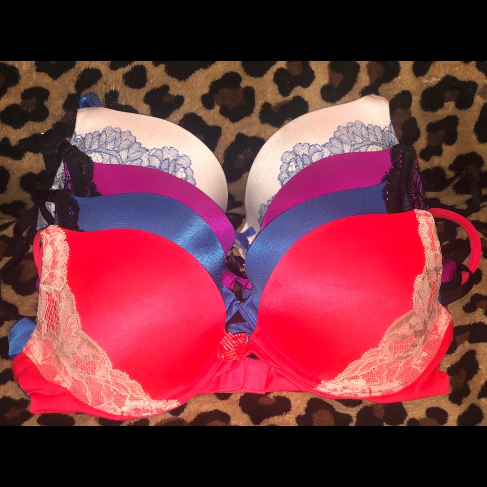 Bundle of 4 Victoria’s Secret Push-Up Bras 34B
